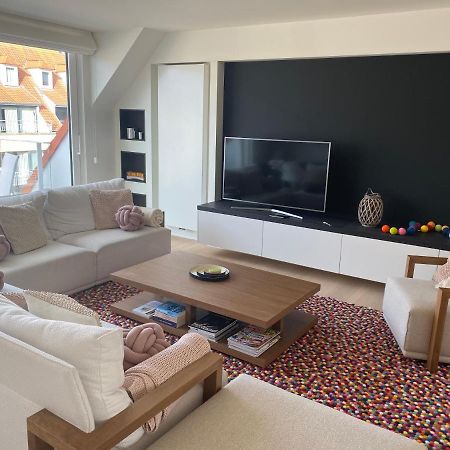 Ghibli - Duplex With Parking Lägenhet Knokke-Heist Exteriör bild