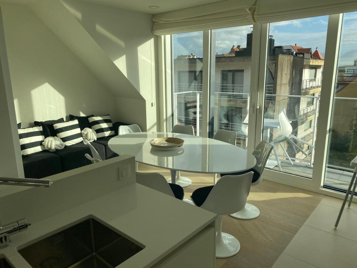 Ghibli - Duplex With Parking Lägenhet Knokke-Heist Exteriör bild