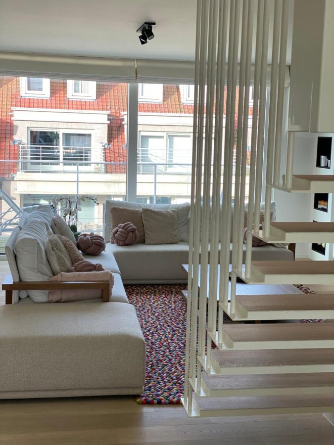 Ghibli - Duplex With Parking Lägenhet Knokke-Heist Exteriör bild