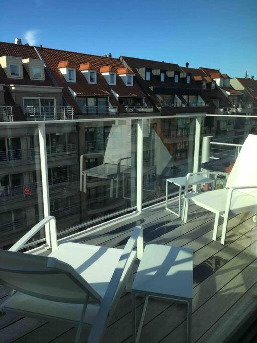 Ghibli - Duplex With Parking Lägenhet Knokke-Heist Exteriör bild